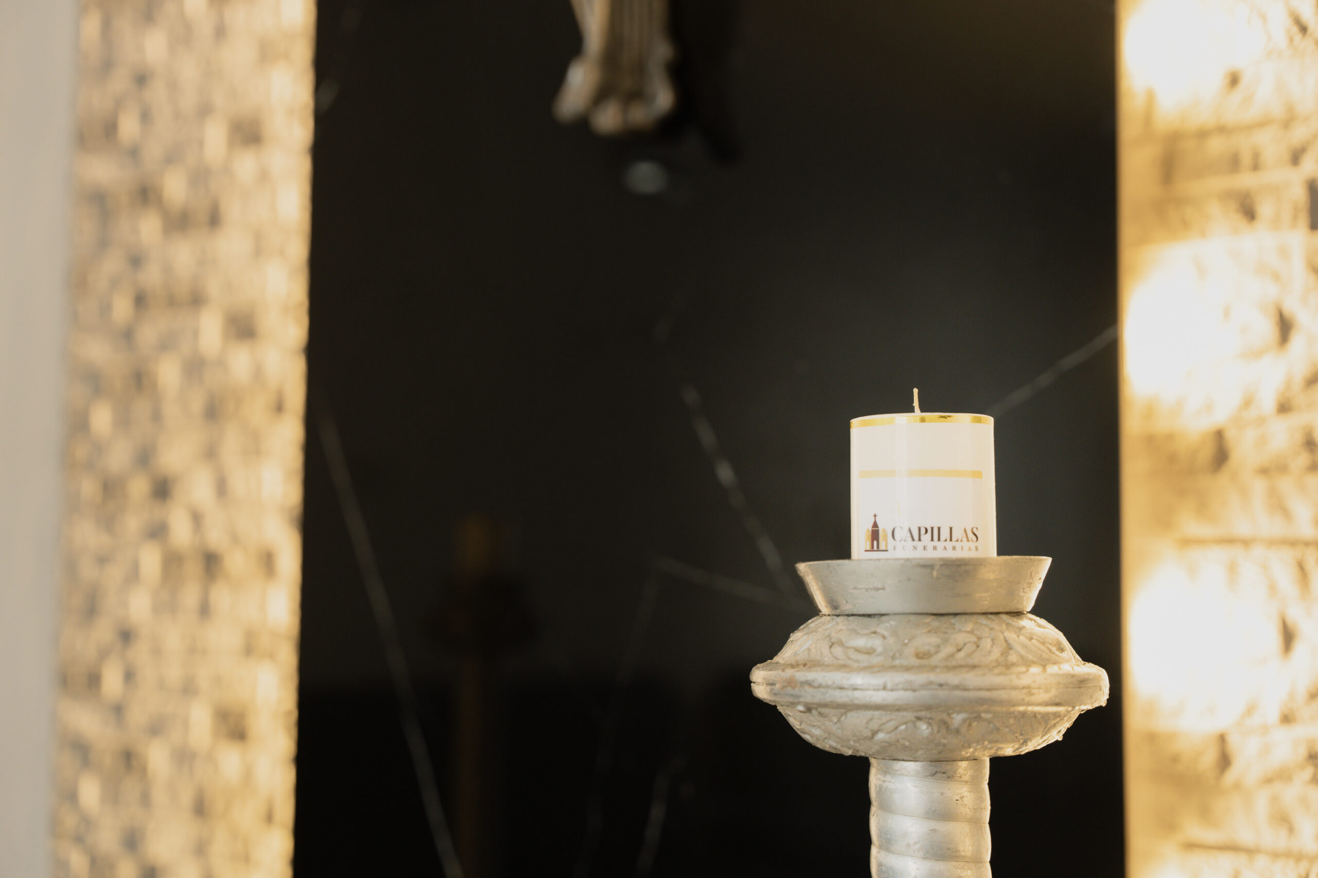 Uramita_iglesia_velas-8